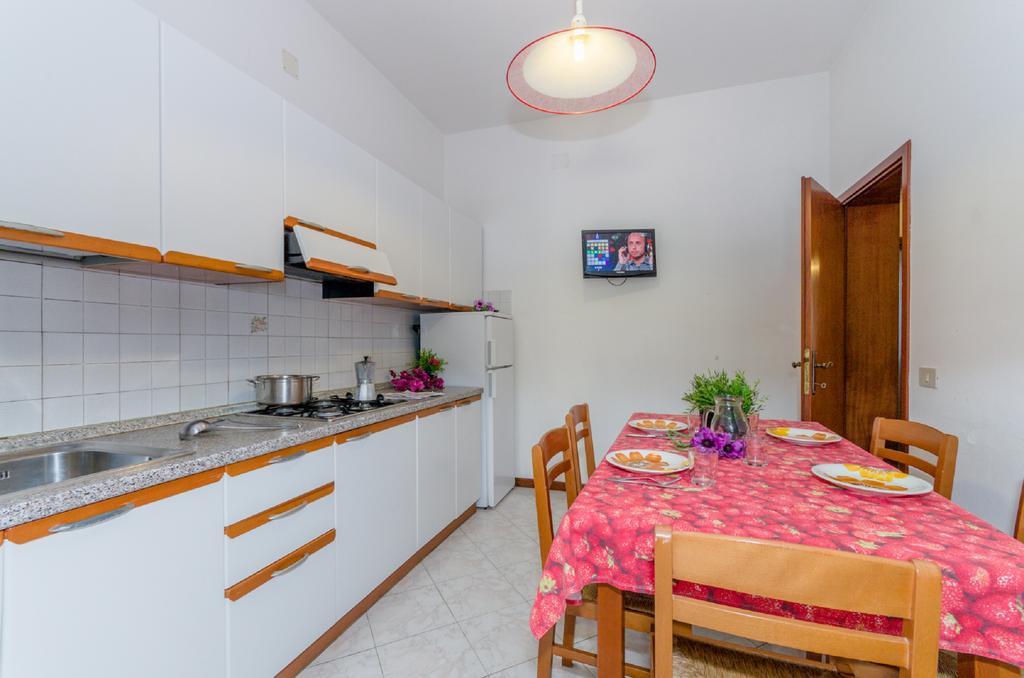 Condominio Brionetta 비비오네 외부 사진